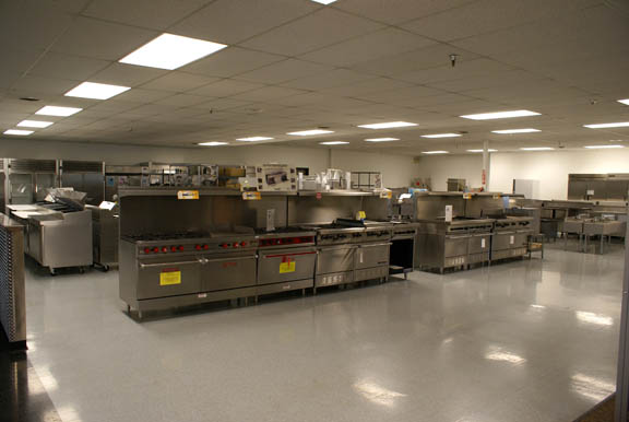 /media/showroom4_85r3vo8b.jpg